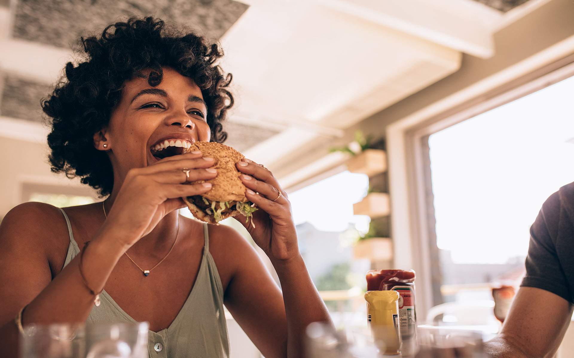 Want to Eat Mindfully? Here are the BASICS